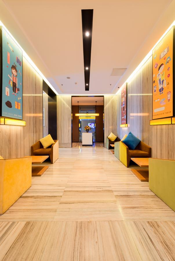 Iu Hotel Urumqi Shinianzi Bus Station Luaran gambar